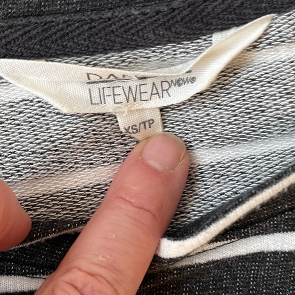 Two Danskin comfortable tops - Picture 2 of 3